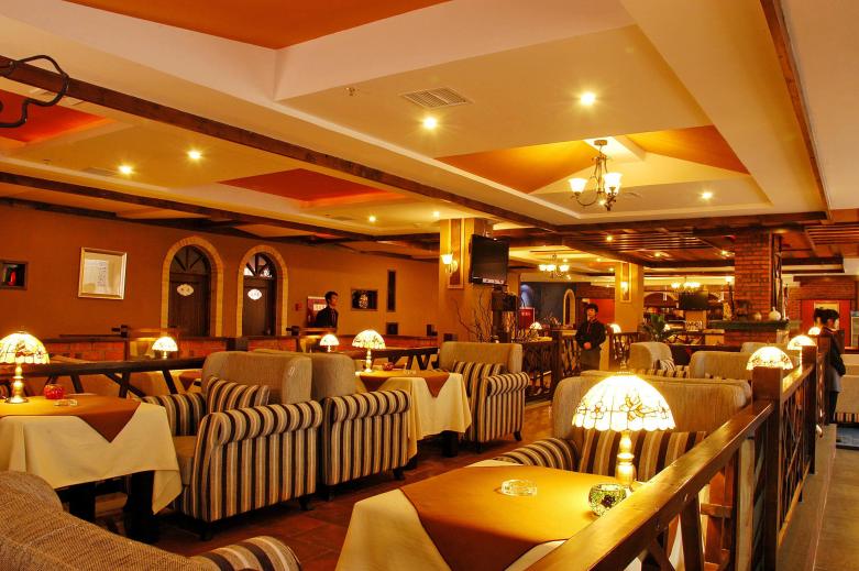 20200720/5f14f4718972d.jpg 咸陽(yáng)中餐廳餐桌椅.jpg