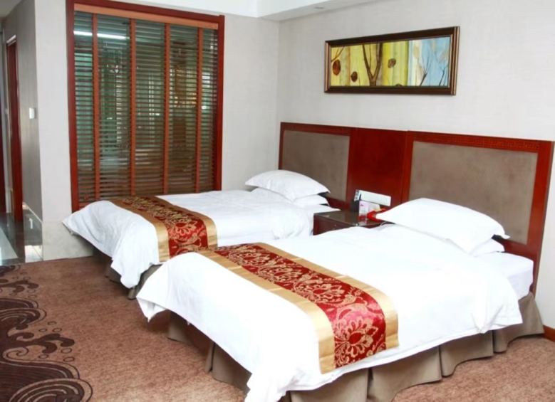 20240420/662364c1b3dd2.jpg 盛圓商務(wù)酒店客房原有家具.jpg